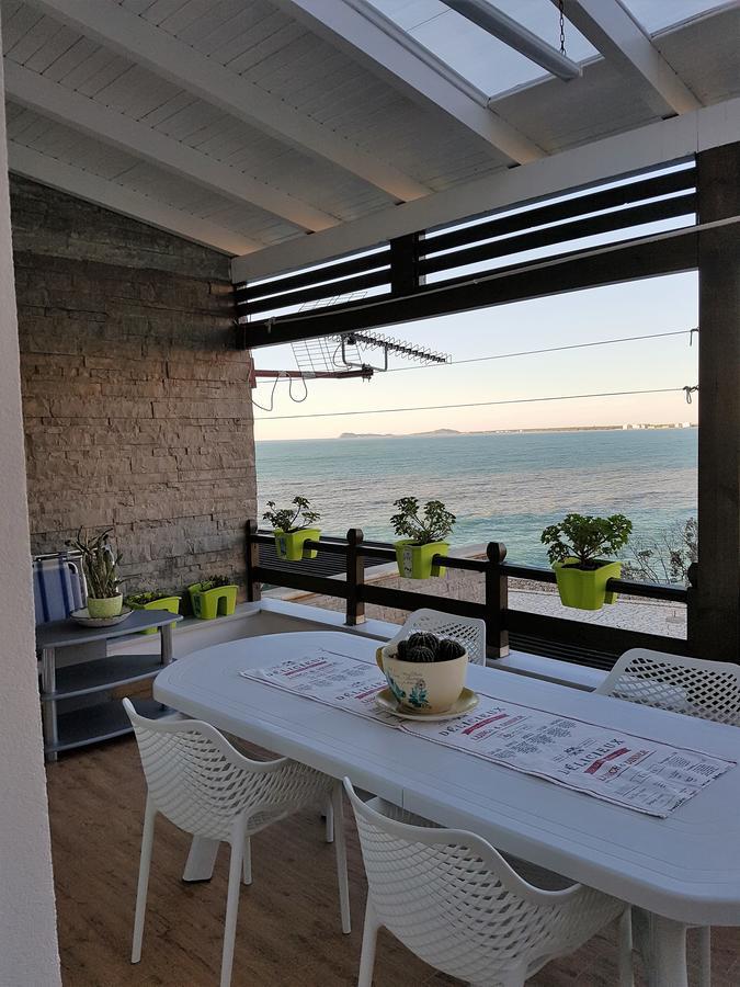Sofia'S Holiday Apartment Vlore Bagian luar foto