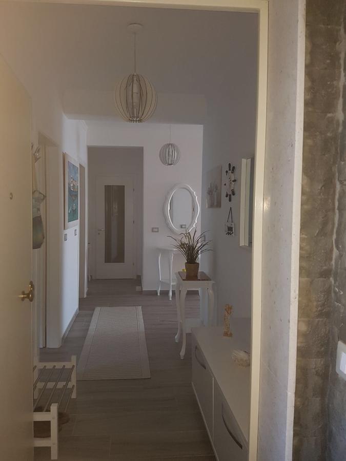 Sofia'S Holiday Apartment Vlore Bagian luar foto
