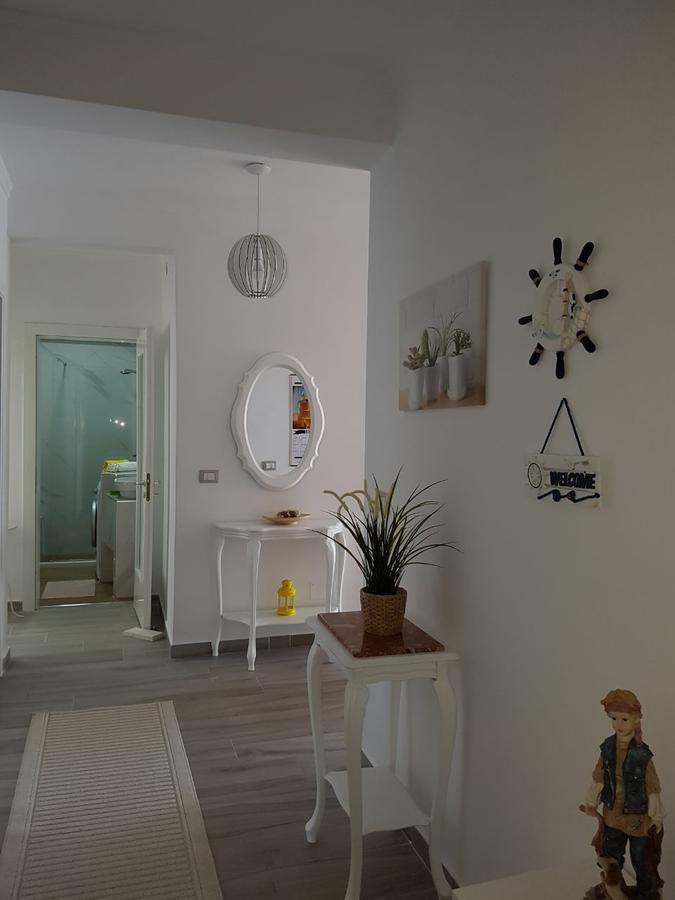 Sofia'S Holiday Apartment Vlore Bagian luar foto